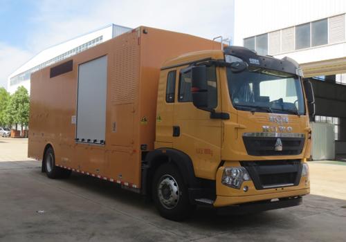 重汽單橋大流量排水搶險(xiǎn)車(chē)